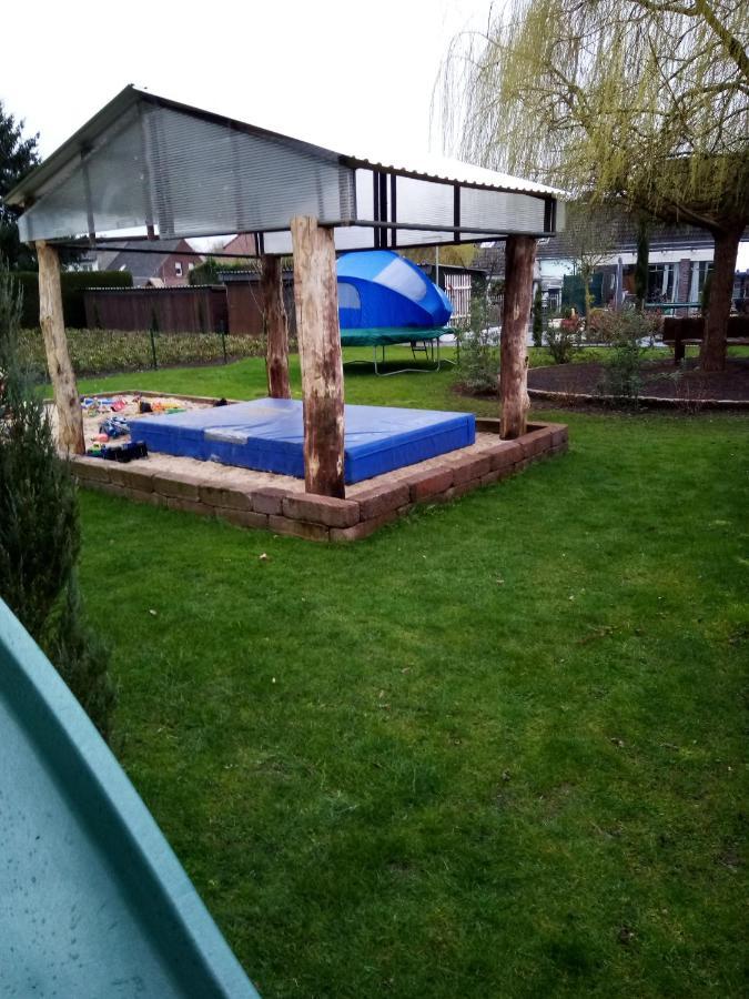 Urlaub Machen Direkt Am Irland Das Kinderparadies In Twisteden Im Grossen Garten Bei Privatleute Fur Maximal Sechs Personen Kevelaer Buitenkant foto